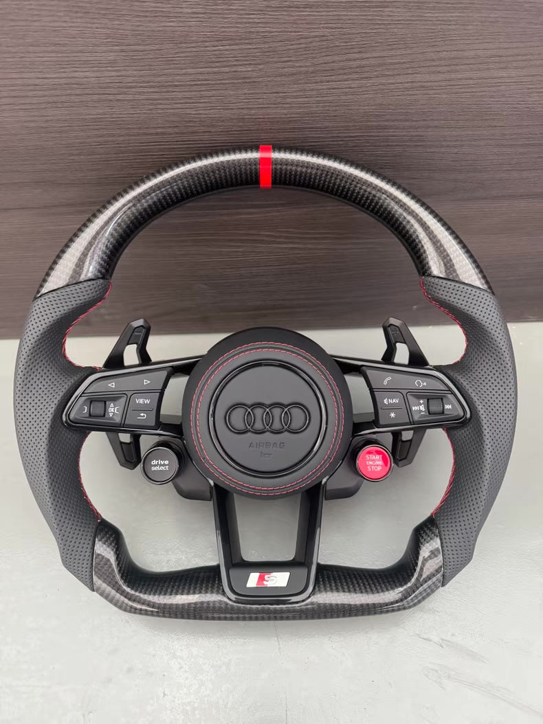 Volante Audi RS Line - fibra de carbono con testigo rojo de centrado