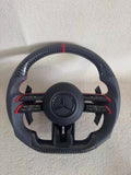 Volante Mercedes-AMG Performance - piel perforada con testigo rojo